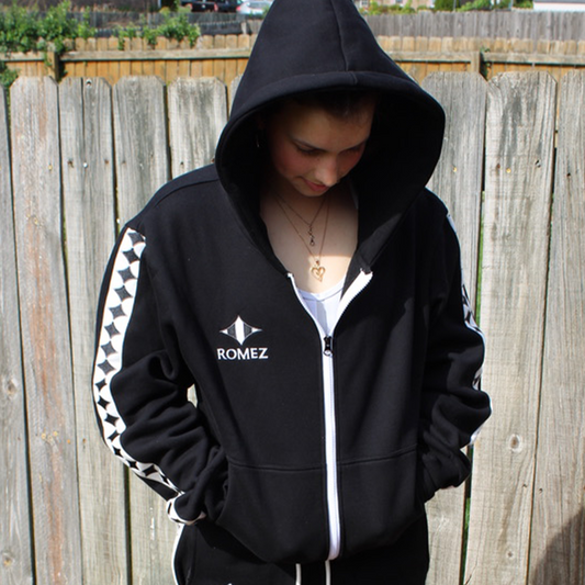 Black Cozy Sweatshirt