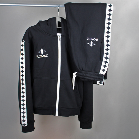 Black Cozy Sweatsuit