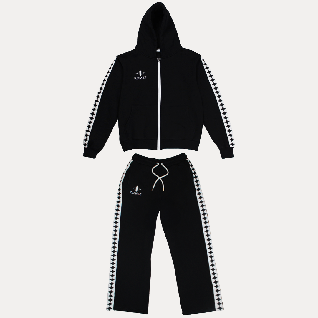 Black Cozy Sweatsuit